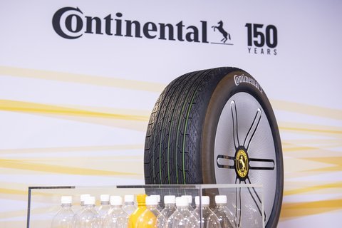 CONTINENTAL FEIERT RUNDE WELTPREMIERE UND PRÄSENTIERT WEGWEISENDE LÖSUNGEN FÜR AUTONOMES FAHREN